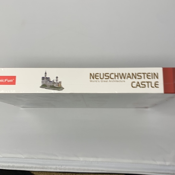 Family Fun CubicFun Neuschwanstein Castle 3D Puzzle Sealed with 121 Pieces NEW - Picture 8 of 10